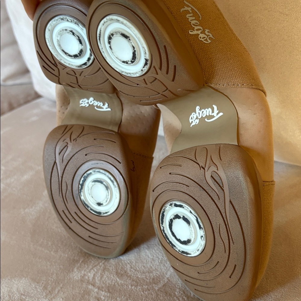 Fuego Latte Split-sole Dance Sneaker - Picture 9 of 11